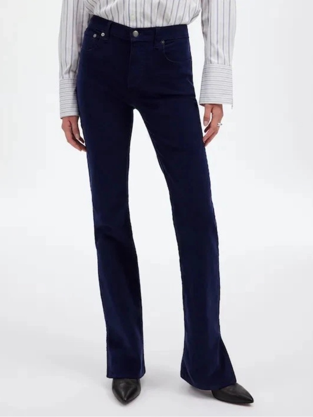 Madewell Kick Out Full-Length Pants in Garment Dye Corduroy True Midnight